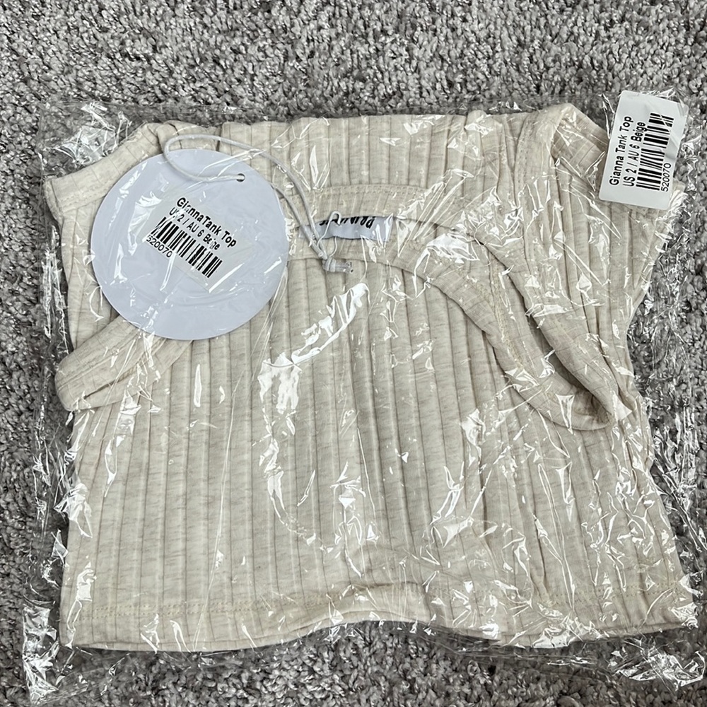 “Giana” tank top from Princess Polly